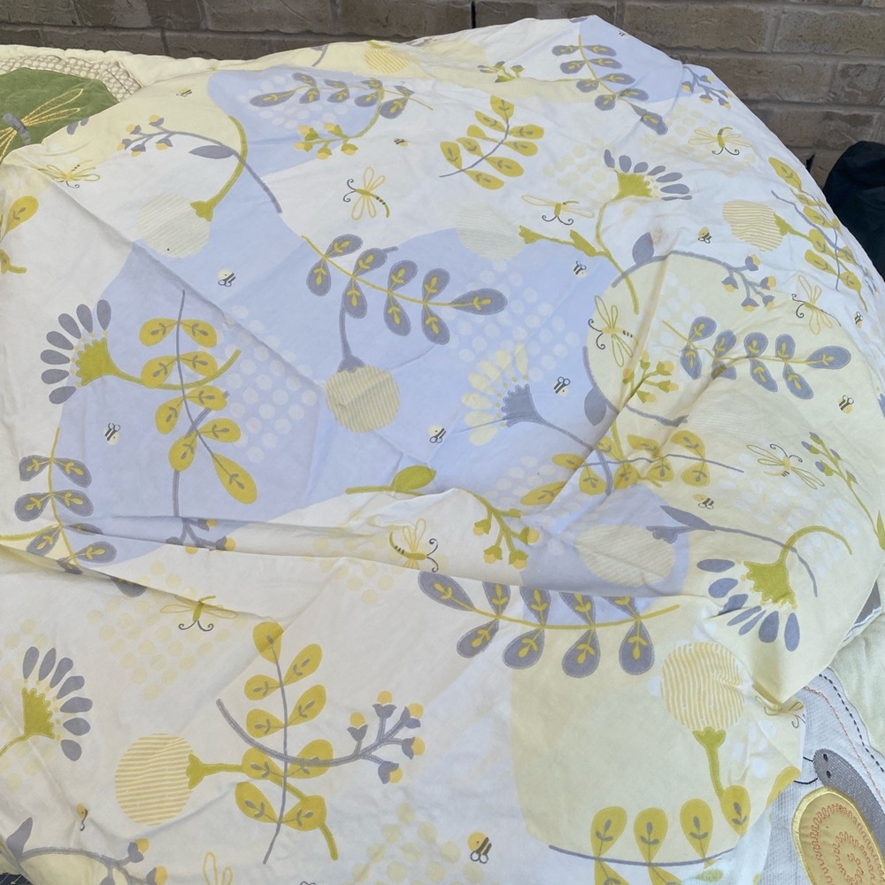 Nursery Bedding Set - Picture 8 of 9